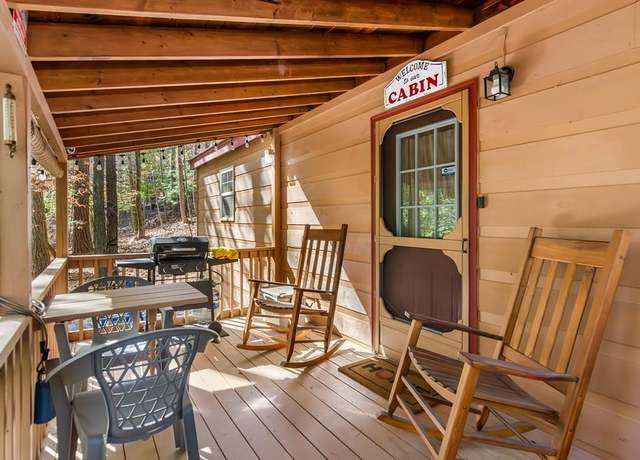 Property at 151` 33rd St, Ellijay, GA 30540, 1 bed, 1 bath