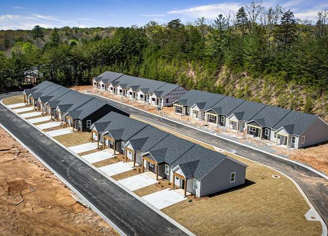 Property at Unit 2 Grove Loop, Blue Ridge, GA 30513, 3 beds, 2.5 baths