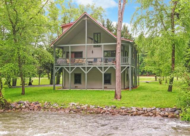 Property at 312 Theron Mccray Rd, Hayesville, NC 28906, 3 beds, 2 baths