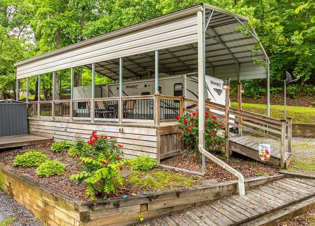 Property at 415 Peaceful Loop, Chatsworth, GA 30705, 2 beds, 1 bath