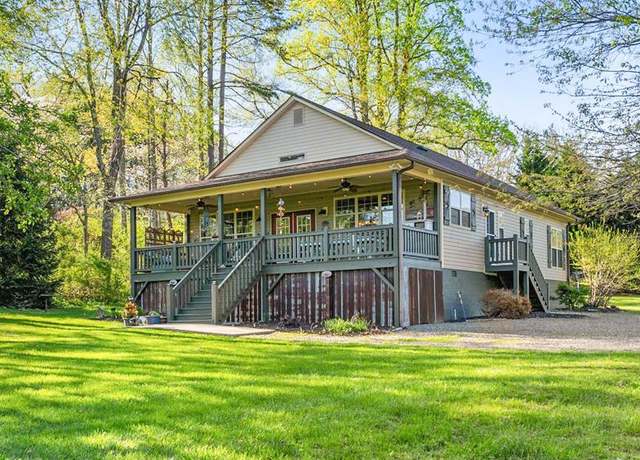Property at 1681 Marrestop Rd, Murphy, NC 28906, 3 beds, 2.5 baths