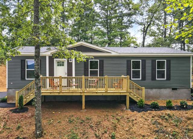 Property at 2373 Rainbow Ridge Rd, Hiawassee, GA 30546, 3 beds, 2 baths