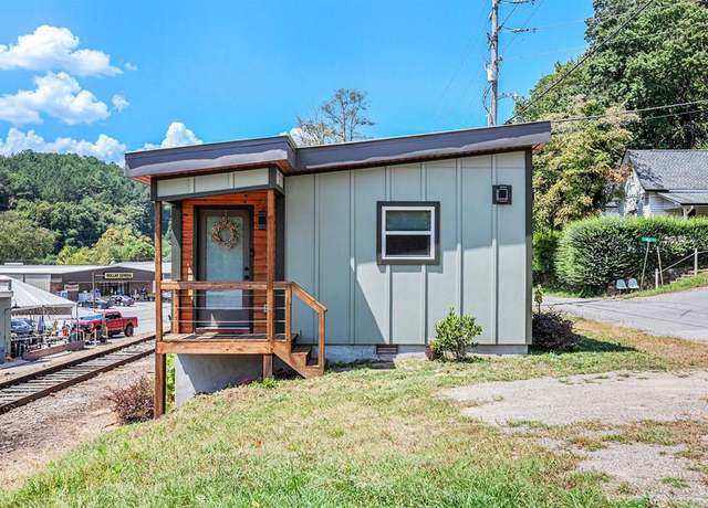 Property at 177 Main St, Copperhill, TN 37317, 1 bed, 1 bath