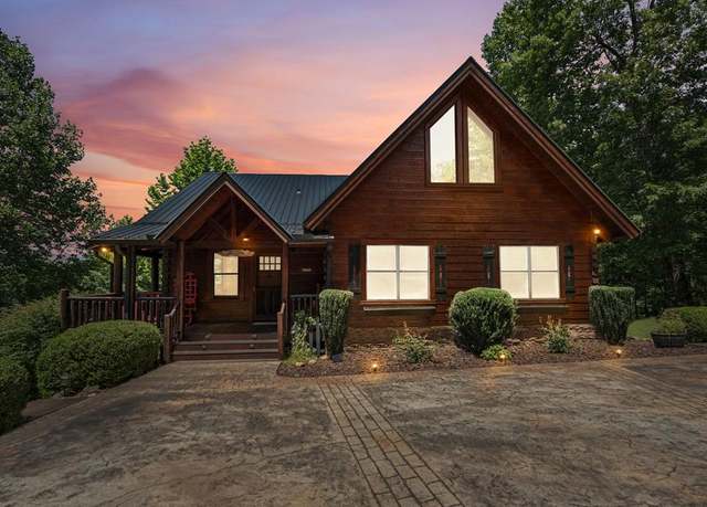 Property at 334 Dillons Ridge Rd, Morganton, GA 30560, 3 beds, 2.5 baths