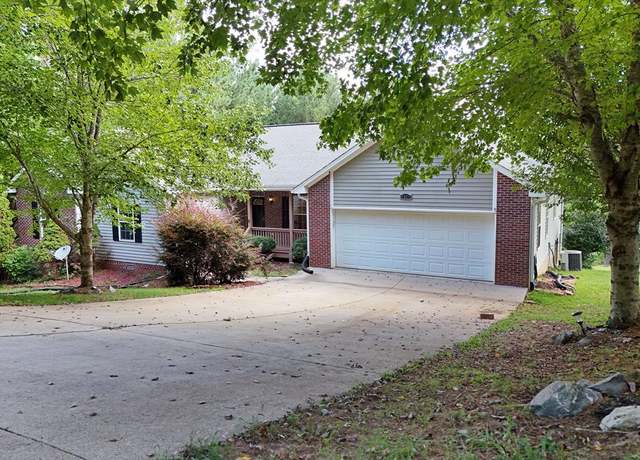 Property at 83 Autumn Rdg, Blairsville, GA 30512, 4 beds, 3.5 baths