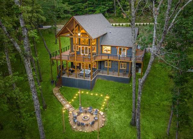Property at 750 Laurel Cir, Blue Ridge, GA 30513, 6 beds, 5 baths