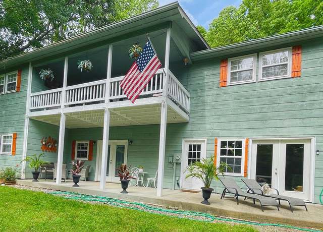 Property at 163 Teboe Dr, Blairsville, GA 30512, 4 beds, 3 baths