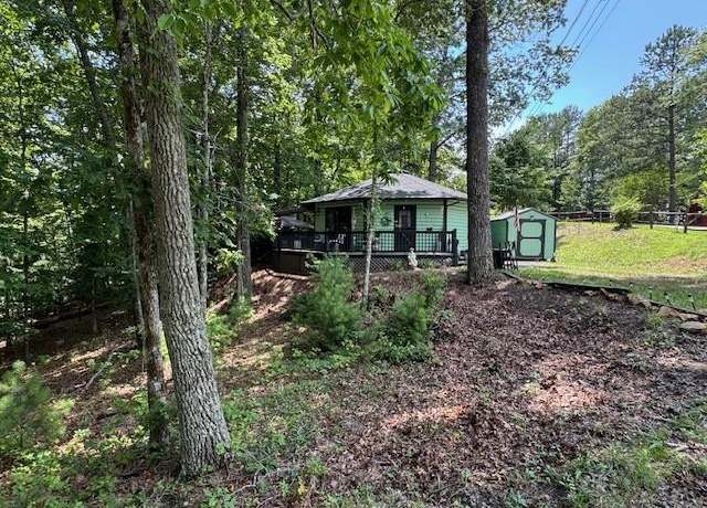 Property at 389 Skyview Acres Dr, Murphy, NC 28906, 2 beds, 1 bath