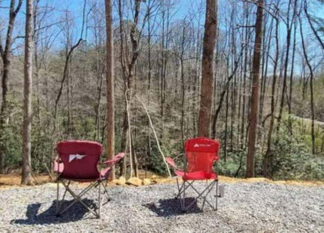 Property at 10 Vinings Cir, Hayesville, NC 28904