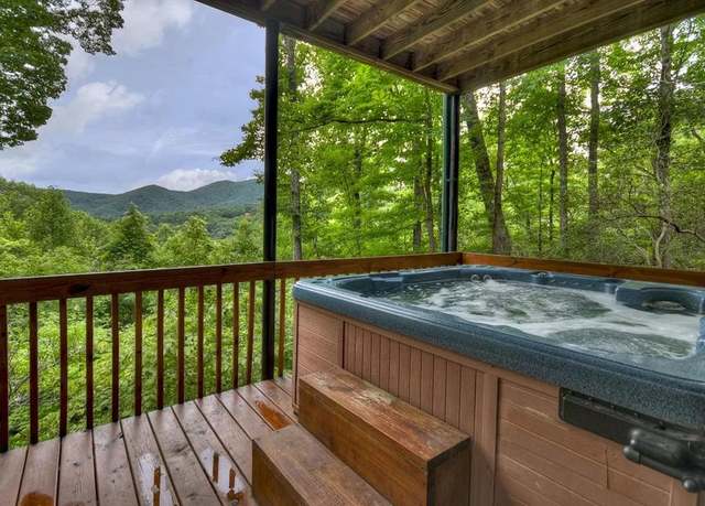 Property at 515 Amy Creek Cir, Ellijay, GA 30540, 3 beds, 2 baths