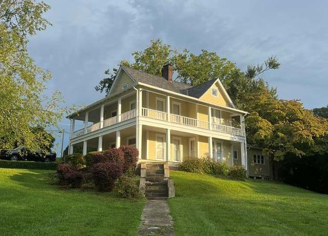 Property at 190 Mckinney St, Blue Ridge, GA 30513, 4 beds, 3.5 baths