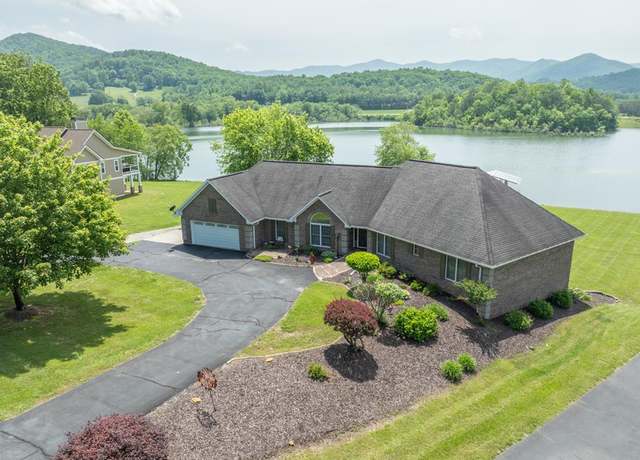 Property at 1537 Victoria Woods Dr, Hiawassee, GA 30546, 3 beds, 4.5 baths