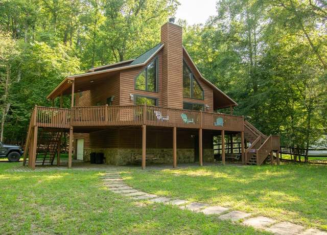 Property at 96 Holiday Ct, Ellijay, GA 30540, 2 beds, 2 baths