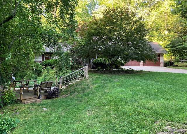 Property at 5329 Pine Crest Rd, Young Harris, GA 30582, 3 beds, 2.5 baths