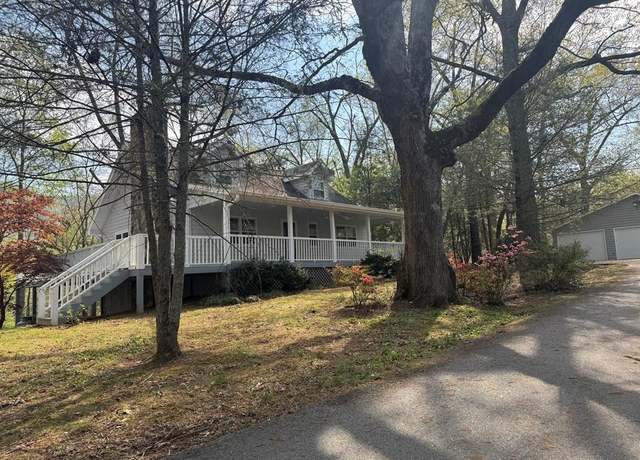 Property at 2802 Cynth Creek Rd, Hiawassee, GA 30546, 3 beds, 2 baths