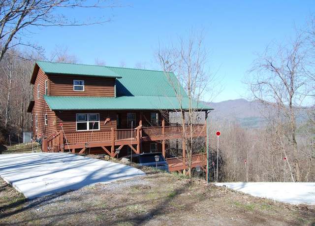 Property at 1013 Buck Ridge Dr, Murphy, NC 28906, 3 beds, 3 baths