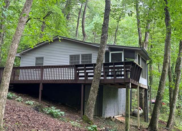 Property at 450 Happy Hollow Cir, Suches, GA 30572, 2 beds, 1 bath