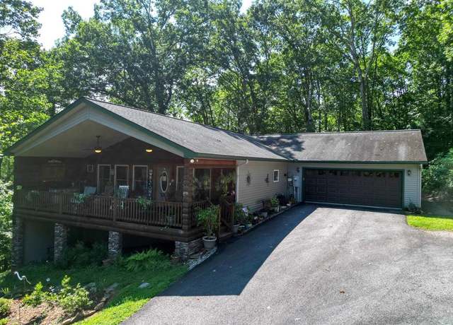 Property at 1181 Sunnyside Rd, Hiawassee, GA 30512, 3 beds, 2.5 baths