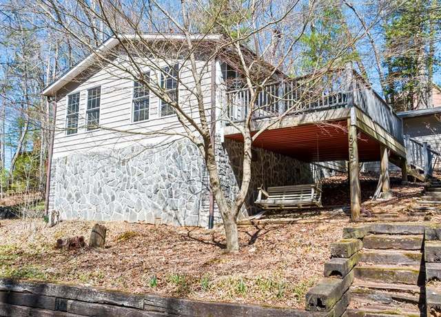 Property at 656 Happy Hollow Cir, Suches, GA 30572, 2 beds, 2 baths
