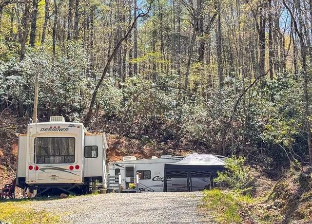 Property at 1326 Ruby Lake Dr, Hiawassee, GA 30546, 2 beds, 2 baths