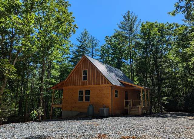 Property at 5860 Old Bucktown Rd, Ellijay, GA 30536, 2 beds, 2.5 baths