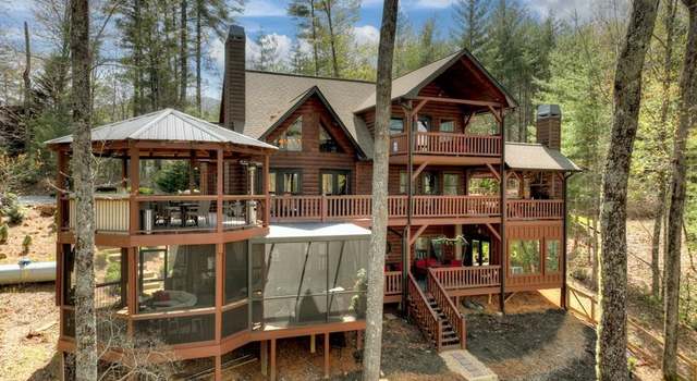 Photo of 302 Indian Ridge Rd, Blue Ridge, GA 30513