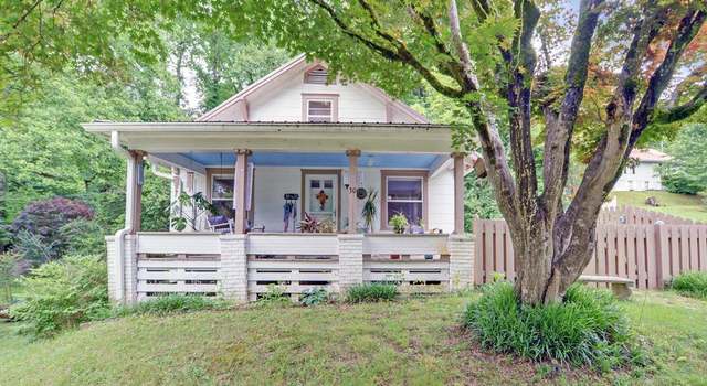 Photo of 30 Proctor St, Murphy, NC 28906