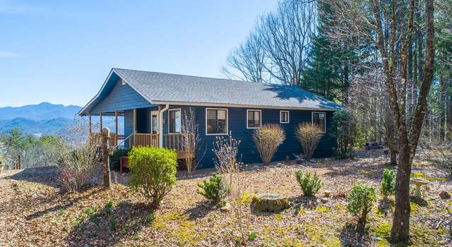 Photo of 608 Caesars Cove Dr, Hayesville, NC 28904