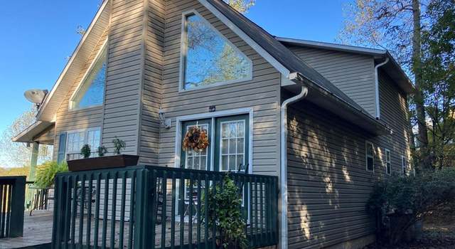 Photo of 121 White Oak Dr, Warne, NC 28909