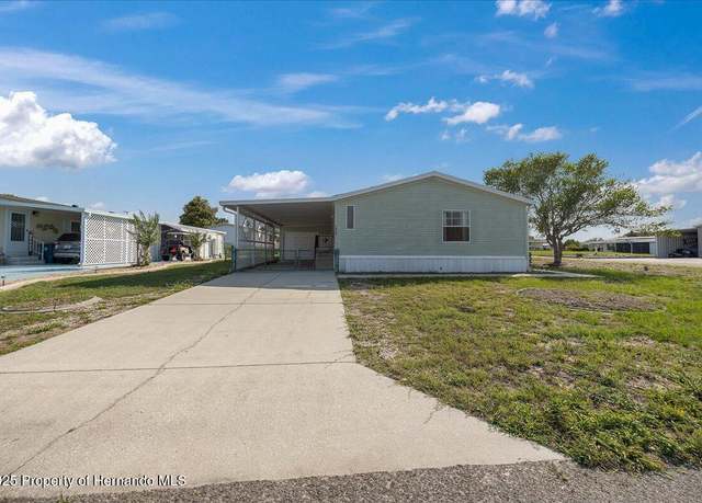Property at 14460 Diablo Dr, Brooksville, FL 34613, 3 beds, 2 baths