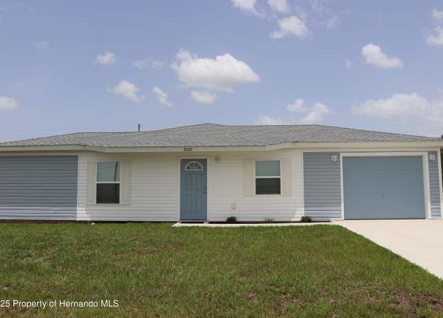 Property at 2001 W Royal Palm Dr, Dunnellon, FL 34434, 4 beds, 2 baths