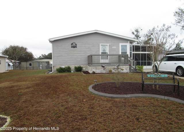 Property at 8474 Moonlight Ave, Brooksville, FL 34613, 3 beds, 2 baths