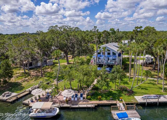 Property at 5233 Tuscawilla Dr, Weeki Wachee, FL 34607, 4 beds, 3 baths