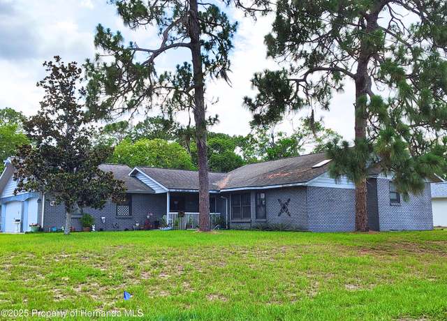Property at 6208 Roble Ave, Spring Hill, FL 34608, 3 beds, 2 baths