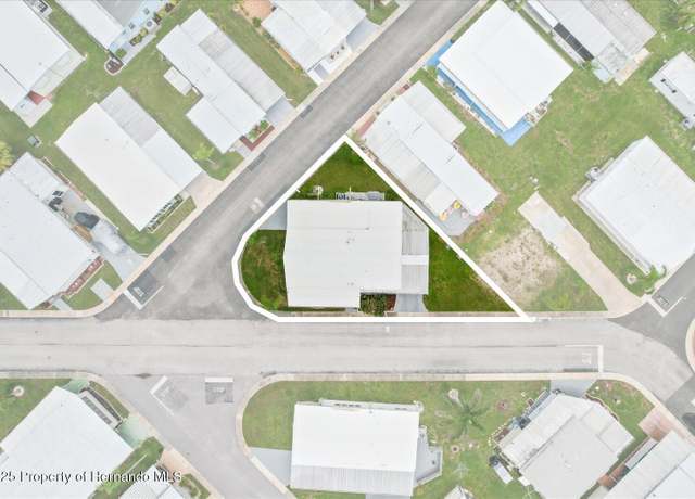 Property at 82123 B St, Pinellas Park, FL 33781, 2 beds, 2 baths