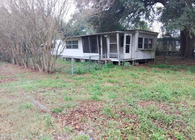Property at 21351 Canal Dr, Brooksville, FL 34601, 2 beds, 1 bath
