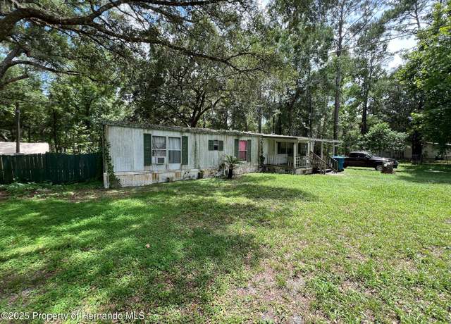 Property at 24300 Duffield Rd, Brooksville, FL 34601, 3 beds, 2 baths