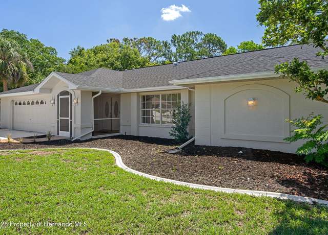 Property at 8410 Lakehill Ct, Spring Hill, FL 34608, 3 beds, 2 baths