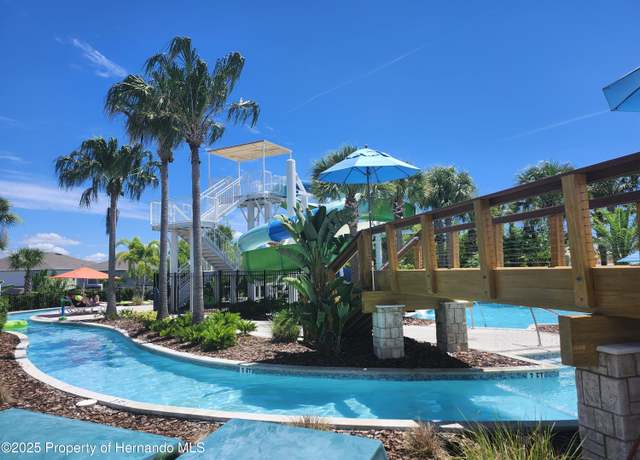 Property at 1232 Blue Island Dr, Clermont, FL 34714, 5 beds, 4 baths
