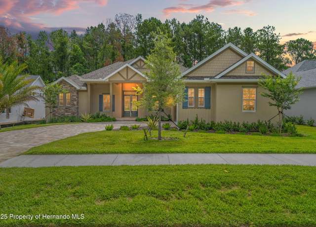 Property at 5034 Elm Leaf Dr, Brooksville, FL 34601, 4 beds, 4 baths