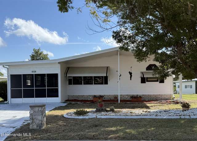 Property at 8528 Electra Ave, Brooksville, FL 34613, 3 beds, 2 baths