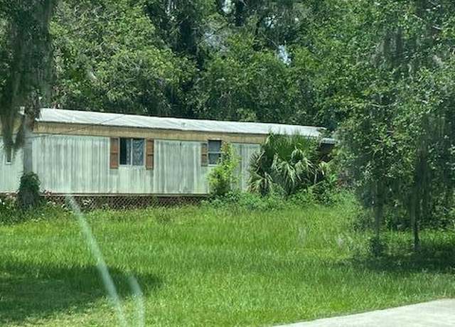 Property at 7783 Gordon Loop, Brooksville, FL 34601, 2 beds, 2 baths