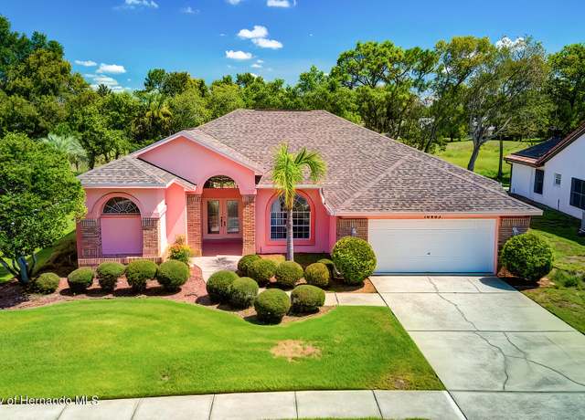 Property at 10403 Fairchild Rd, Spring Hill, FL 34608, 3 beds, 3 baths