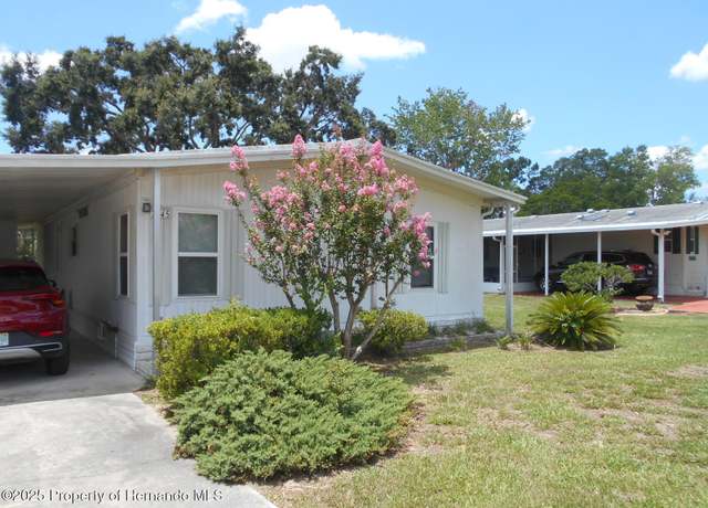 Property at 7445 Moriah Ave, Brooksville, FL 34613, 2 beds, 2 baths