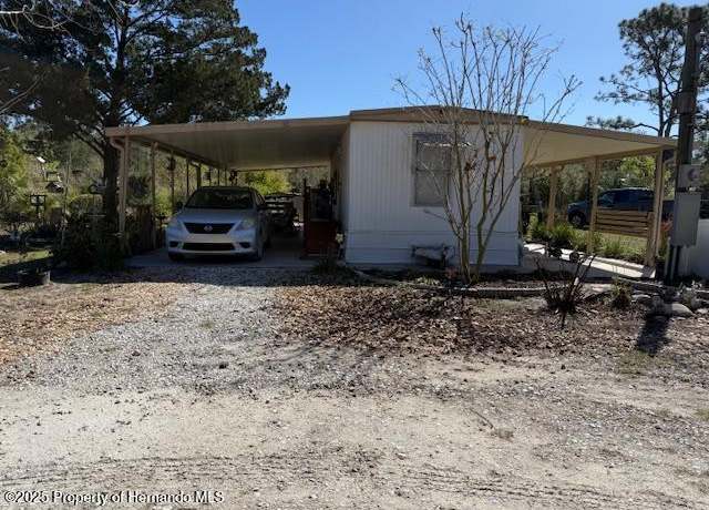 Property at 9040 Kindlewood Trl, Brooksville, FL 34613, 1 bed, 1 bath