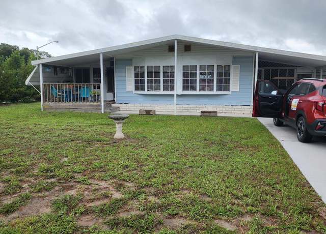 Property at 14470 Miranna St, Brooksville, FL 34613, 2 beds, 2 baths