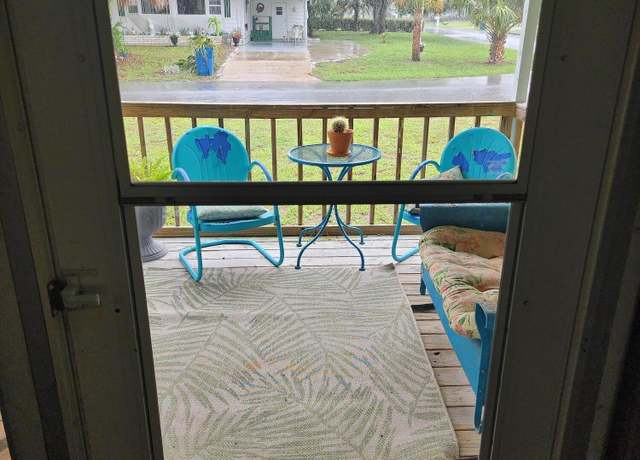 Property at 14470 Miranna St, Brooksville, FL 34613, 2 beds, 2 baths