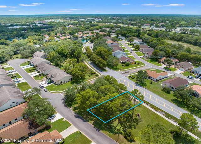 Property at 453 Candlestone Ct, Spring Hill, FL 34609