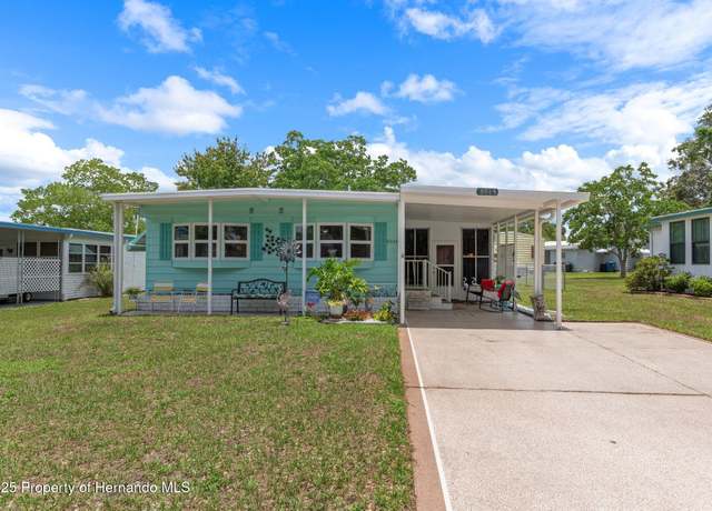 Property at 8068 Western Circle Dr, Brooksville, FL 34613, 2 beds, 2 baths