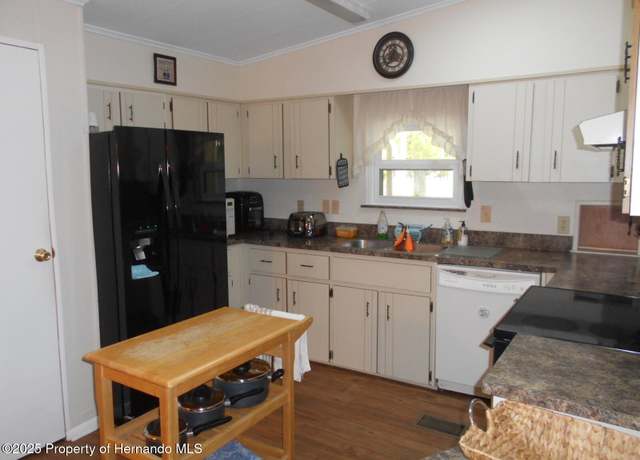 Property at Undisclosed address, Brooksville, FL 34613, 2 beds, 2 baths